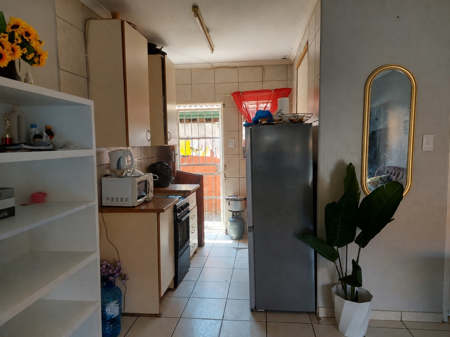 2 Bedroom Property for Sale in Rustenburg Central North West